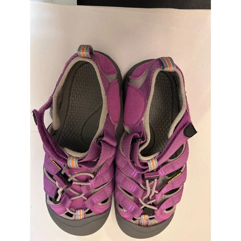 Keen Newport H2 Kids Waterproof Sandals Purple Grey Orange Size 5 Youth